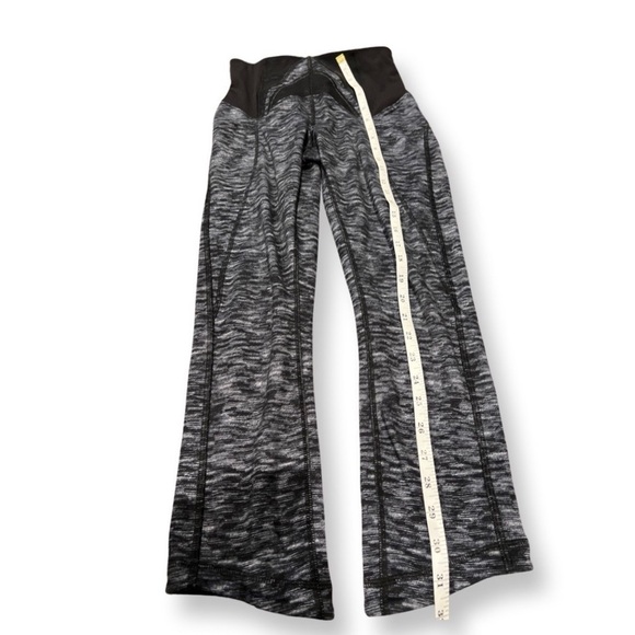 Lululemon exquisite crop dramatic static white black / black - Picture 9 of 14